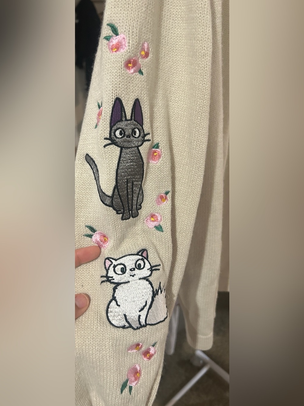 Her Universe Studio Ghibli Cream Knit Sweater - Picture 5 of 7